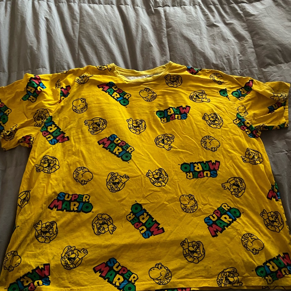 Nintendo Super Mario Kids Yellow Graphic Tee